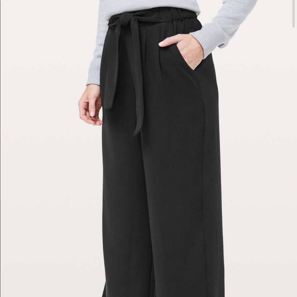 Lululemon Noir Pants